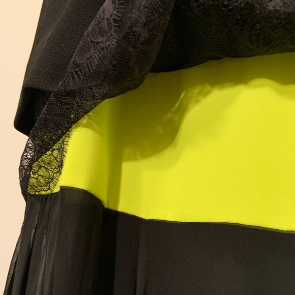 ♦️ NWT BCBG MaxAzria Jamysen Maxi Strapless Formal Dress - Gown Neon Chiffon - Picture 14 of 16